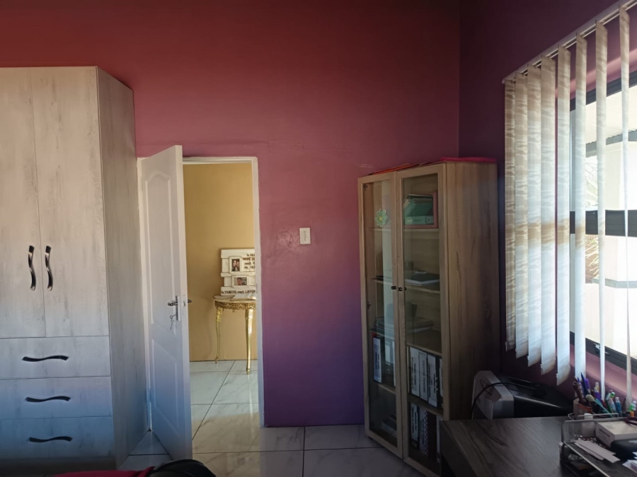 4 Bedroom Property for Sale in Kimberley North Northern Cape